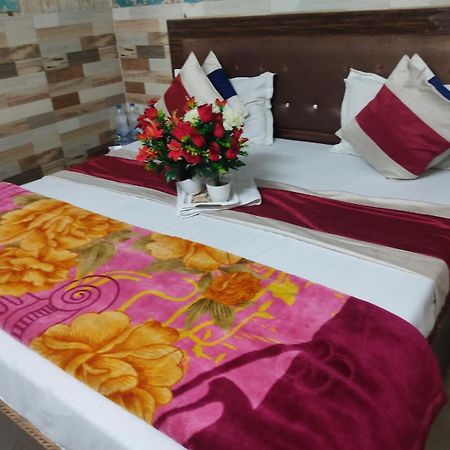 Hotel Sun Shine Inn Лакхнау Екстер'єр фото