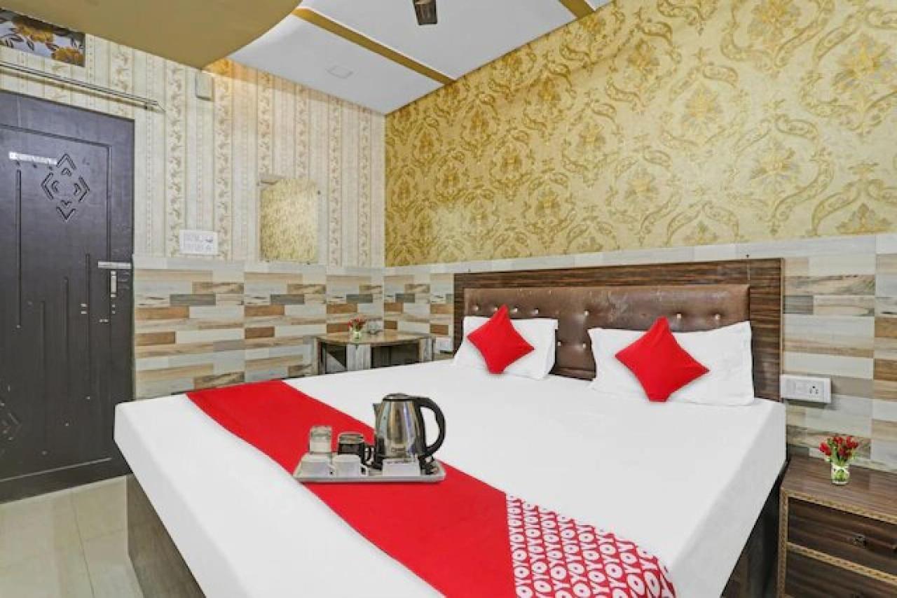 Hotel Sun Shine Inn Лакхнау Екстер'єр фото