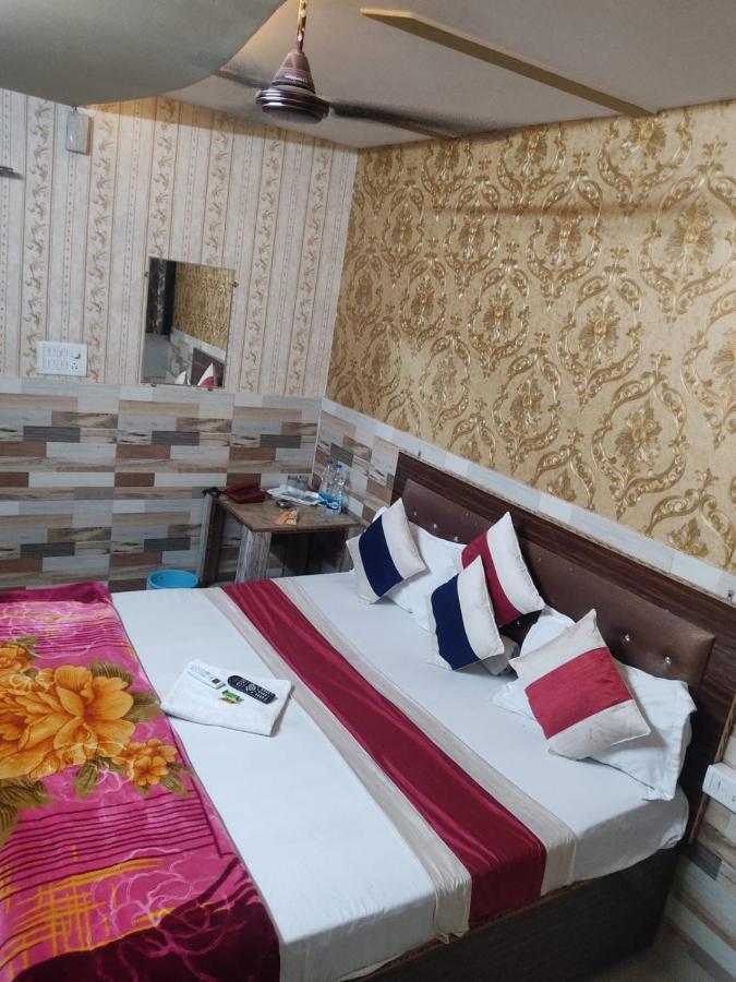 Hotel Sun Shine Inn Лакхнау Екстер'єр фото